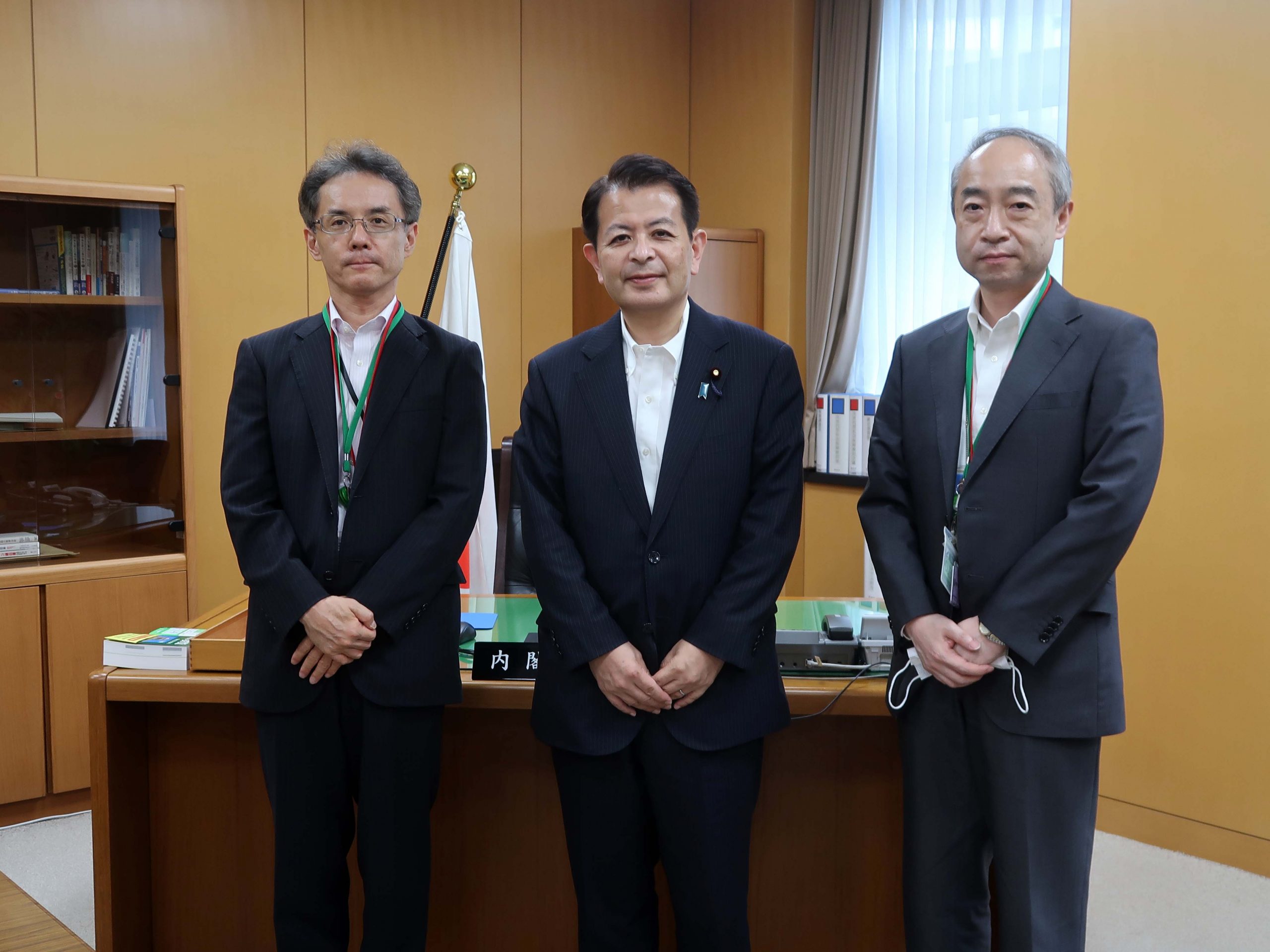 日銀政策委員会新旧室長来訪、雇用対策に係る副大臣会合で司会 « 宮下一郎 ブログサイト