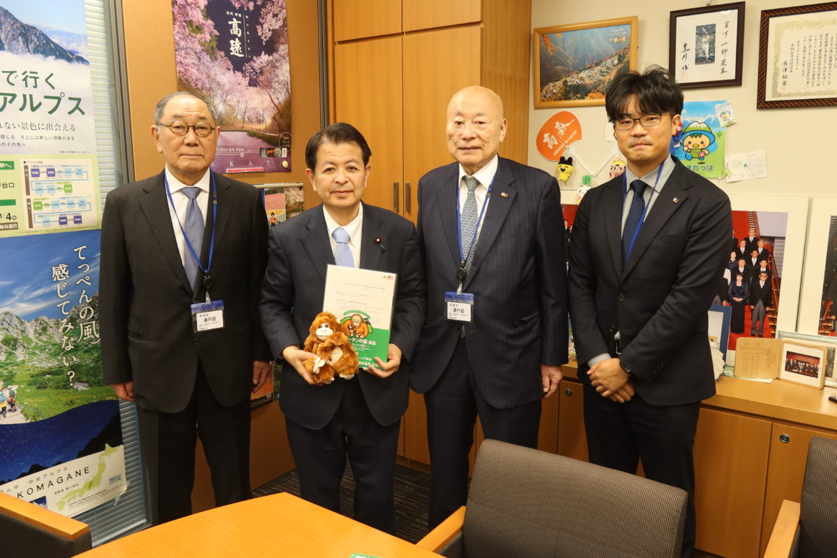 日本マレーシア協会の皆様、日本暖炉ストーブ協会の皆様と面会しました