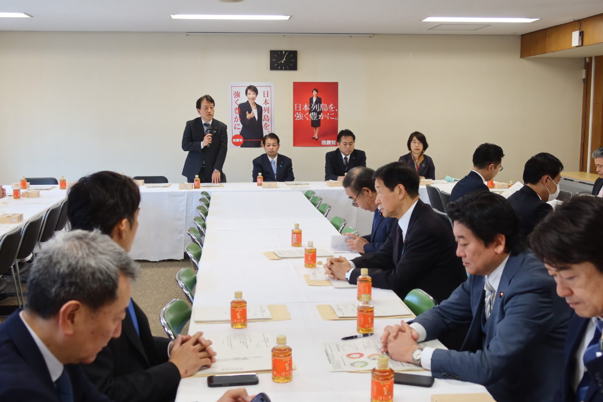 みどり委員会、農林合同会議、農業構造転換推進委員会役員会、鳥獣被害対策特別委員会、司法制度合同会議に出席しました